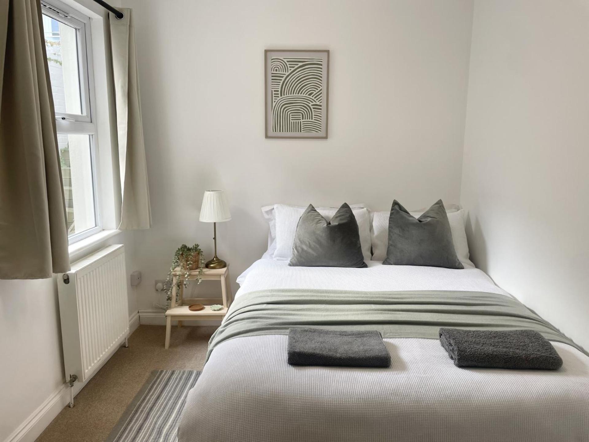 New Apartment In Town Centre Борнмът Екстериор снимка